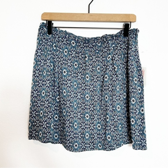 FOREVER 21 CONTEMPORARY BLUE PRINT FLORAL SKIRT SHORT GREY TEAL BLACK NEW XS - Picture 6 of 6